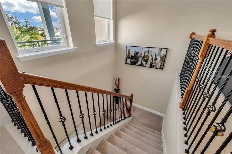 Building Photo - 13738 Walcott Avenue