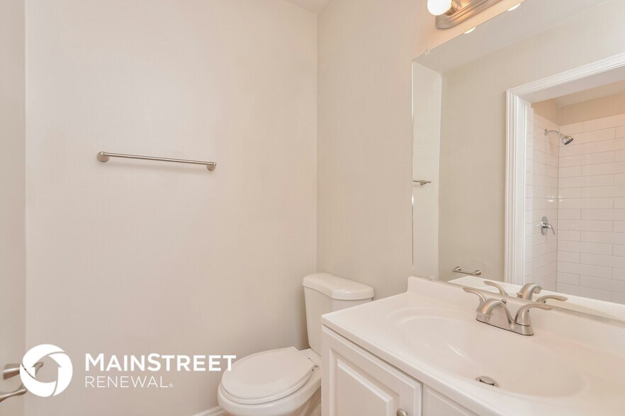 Building Photo - 11322 Lockwood St