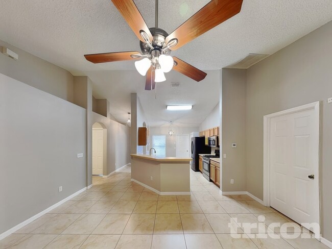 Building Photo - 335 Heritage Estates Ln