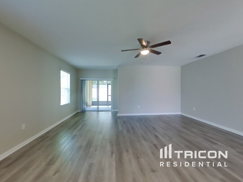 Building Photo - 518 Squires Grove Dr