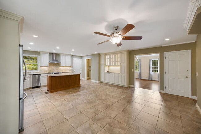 Building Photo - 12819 Huntercreek Rd