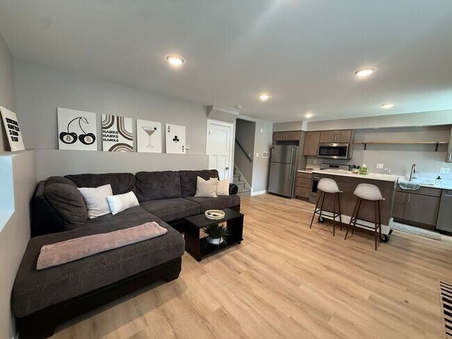 Building Photo - $1,750 | 3 Bedroom, 1 Bathroom | FULLY REMODELED | No Pets | Available for August 1st, 2026 Move in!