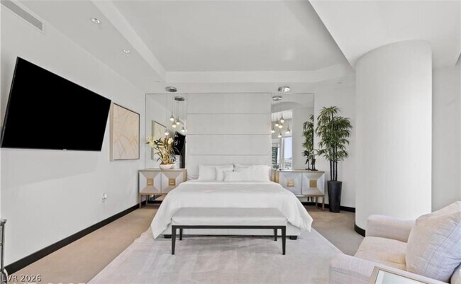 Building Photo - 3750 S Las Vegas Blvd