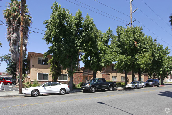 Building Photo - Palm Plaza Apartments