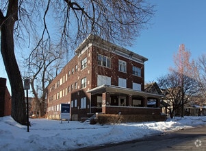 Building Photo - Windsor House