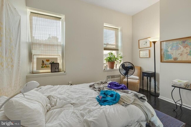 Building Photo - 2137 Spruce St