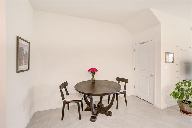 Building Photo - 11130 Crescent Deer Dr