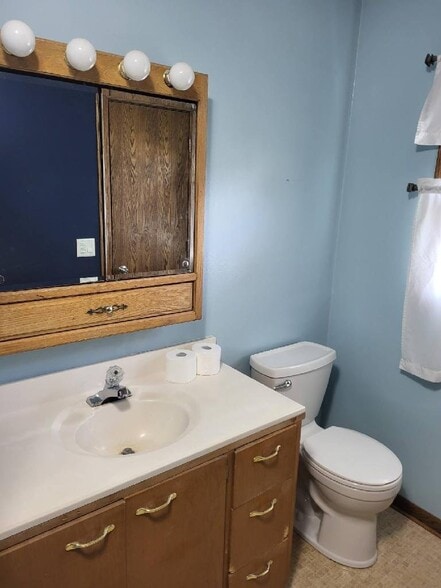 Building Photo - 1306 N 28th St