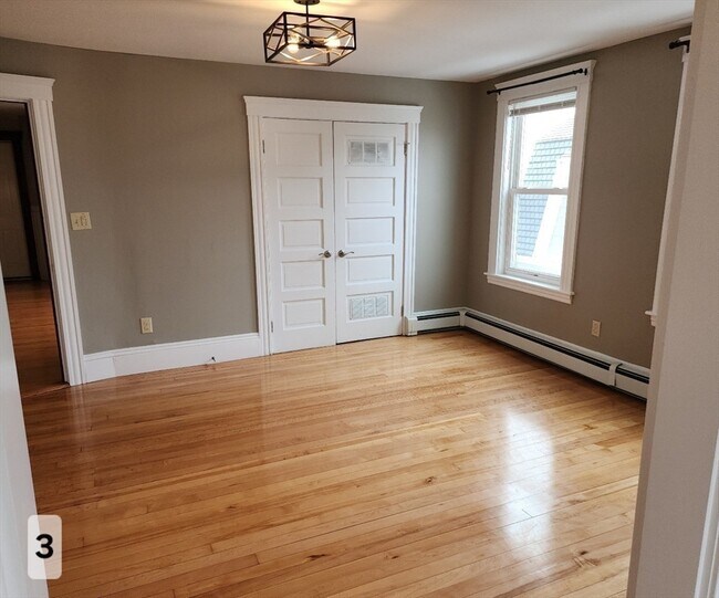 Building Photo - 21 Windham St