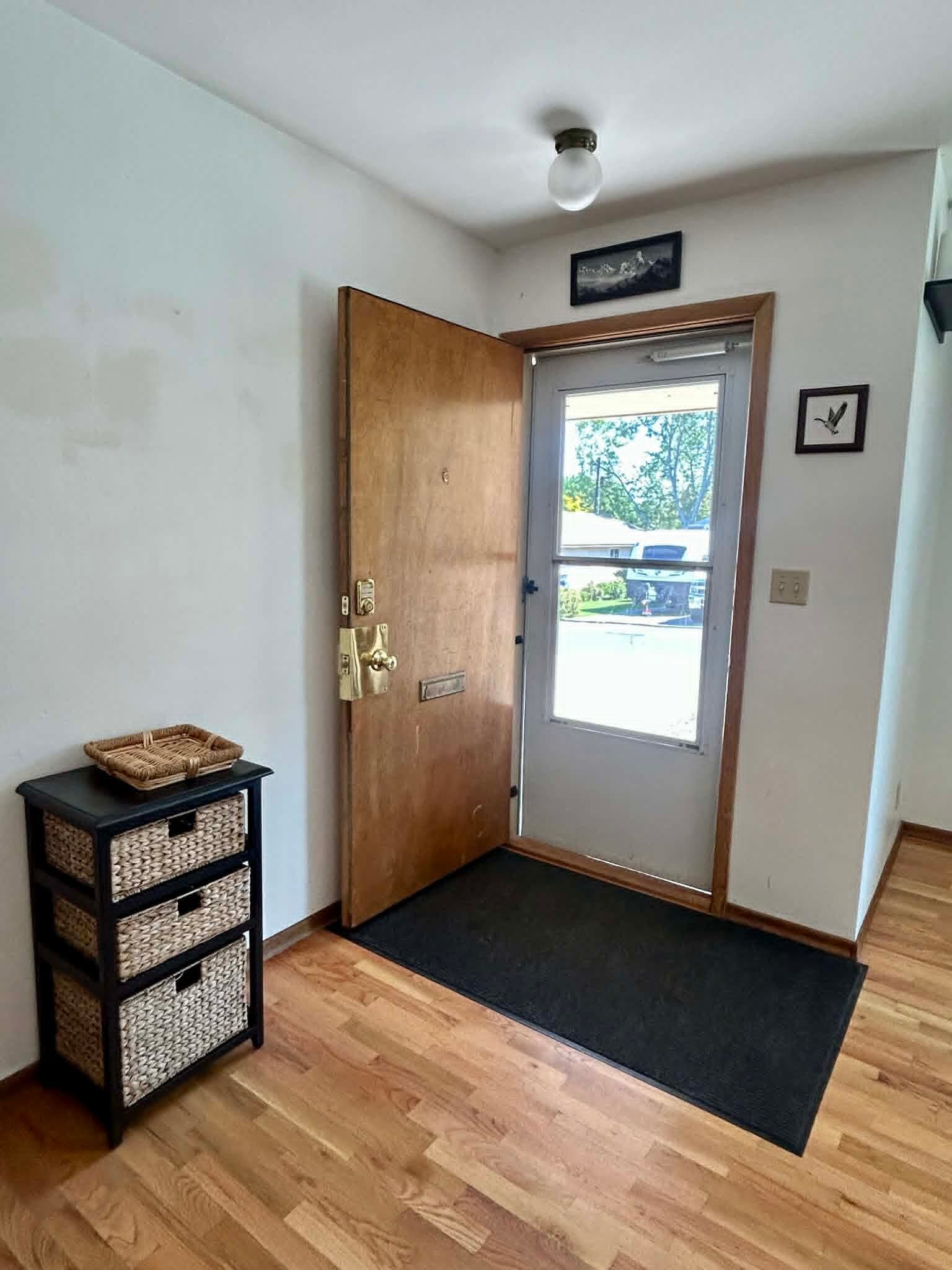 Building Photo - 302 N 37th Ave