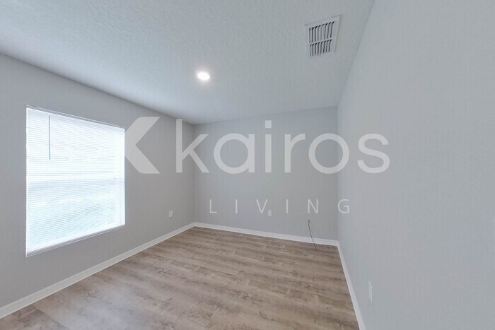Building Photo - 11185 N Balboa Terrace