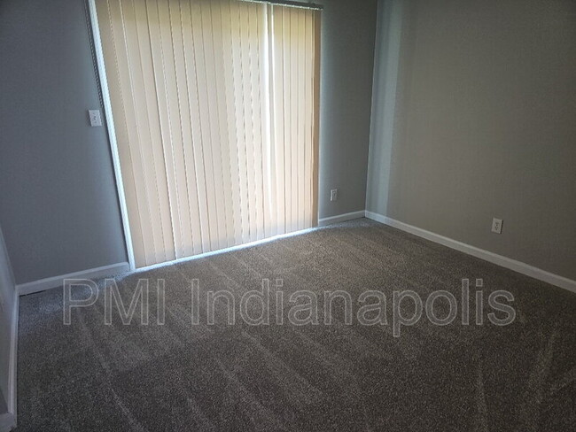 Building Photo - 1811 Winfield Park Dr
