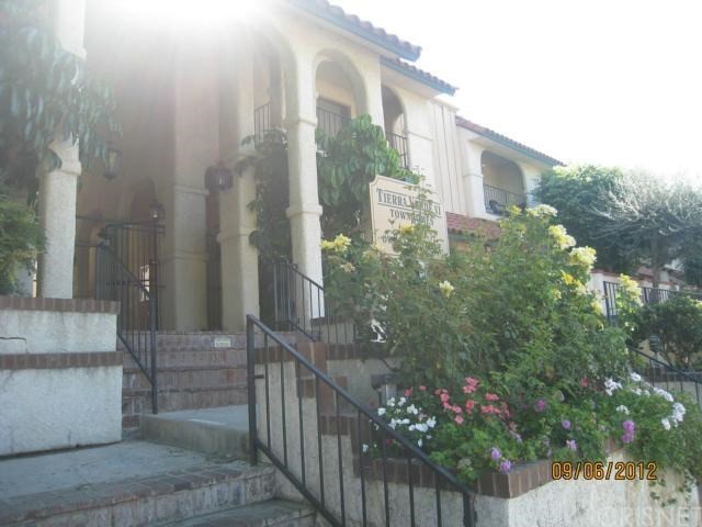 Primary Photo - 10030 Owensmouth Ave