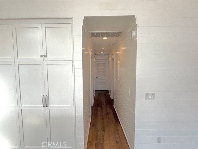 Building Photo - 524 13th St