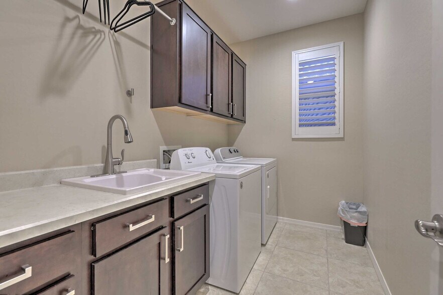 Building Photo - 20298 E Arrowhead Trail