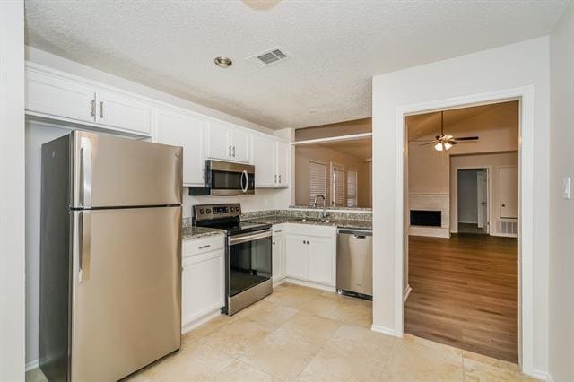 Building Photo - 1334 Cedar Ridge Dr