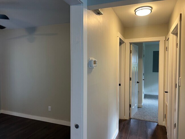 Building Photo - Beautiful one level home in JC!