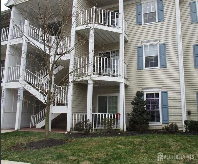 Building Photo - 139 Darwin Ln