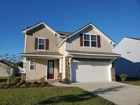 Building Photo - **Available Now** 3 Bedroom, 2.5 bath home with Great neighborhood amenities!