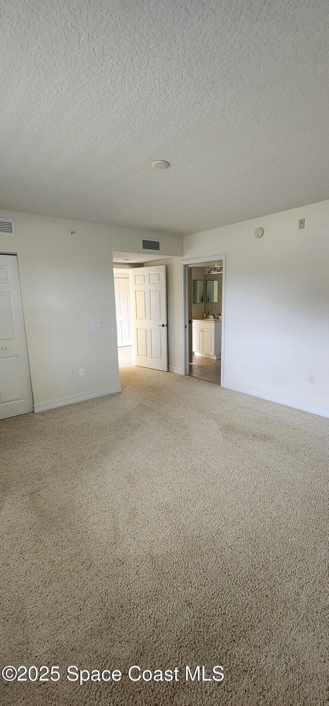 Building Photo - 134 Starboard Ln