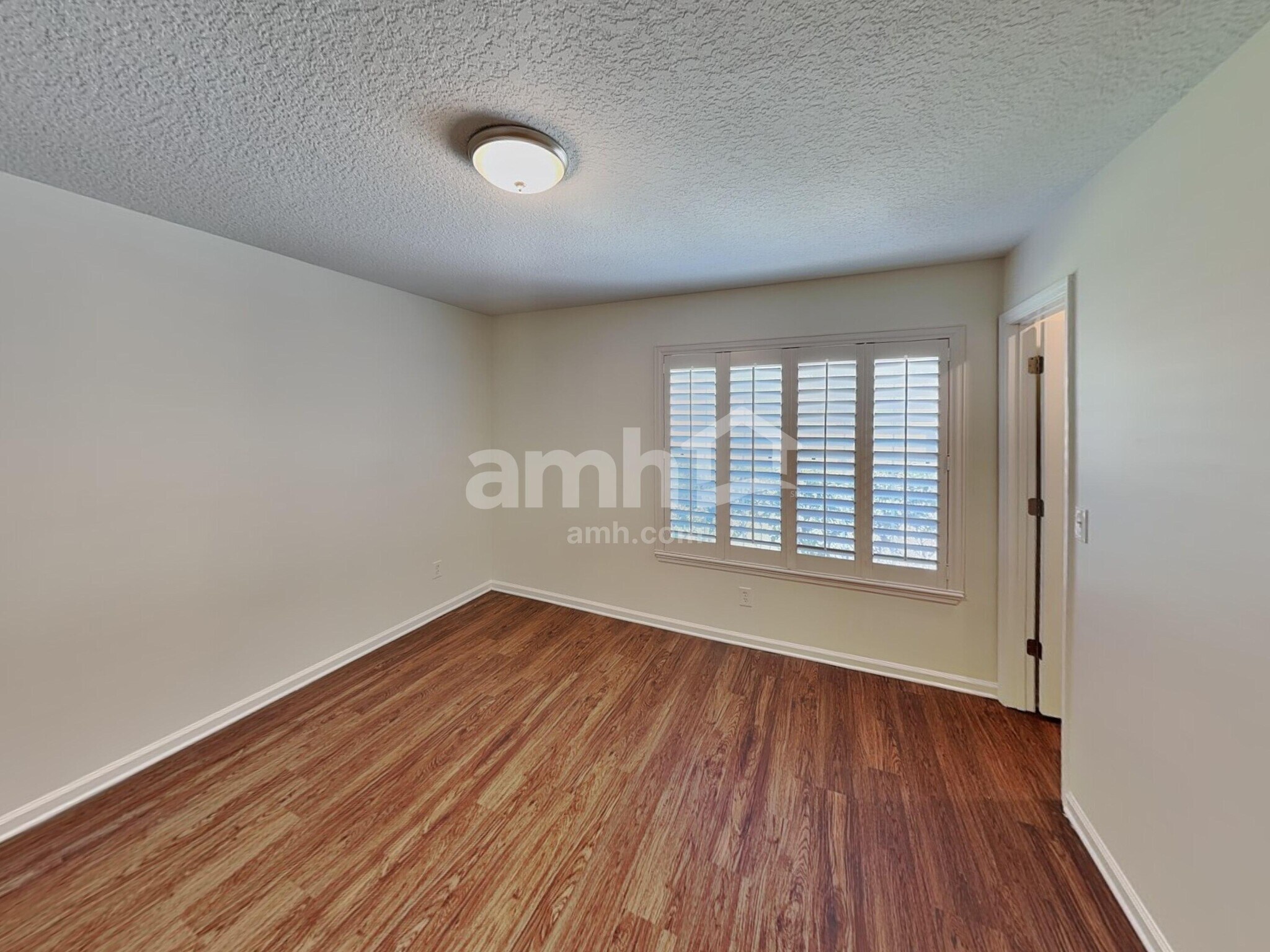 Building Photo - 534 Alice Cove Ct