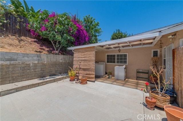 Building Photo - 2305 Cordoza Ave