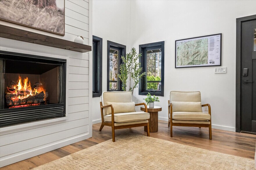 Building Photo - 152 Baxter Rd