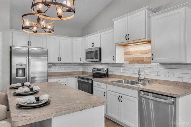 Building Photo - 12013 Westland Ct