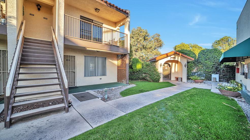 Building Photo - Tucson East - Old Spanish Trail, Tucson, A...