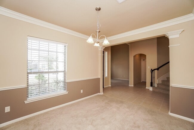 Building Photo - 215 Promenade Estates Ln
