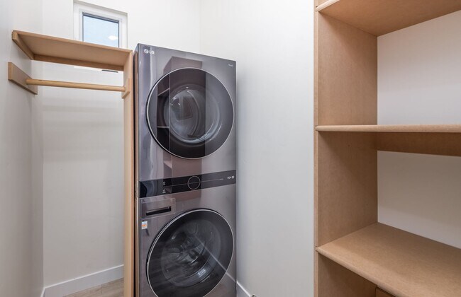 Building Photo - Brand New Build | 1 Bed, 1 Bath Home for R...
