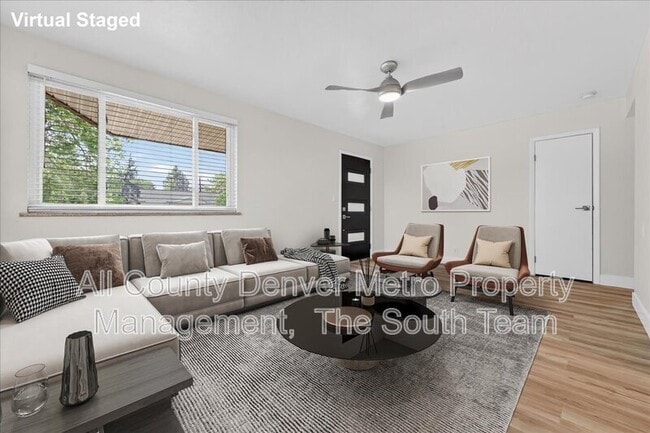 Building Photo - 9050 N Elm Ct