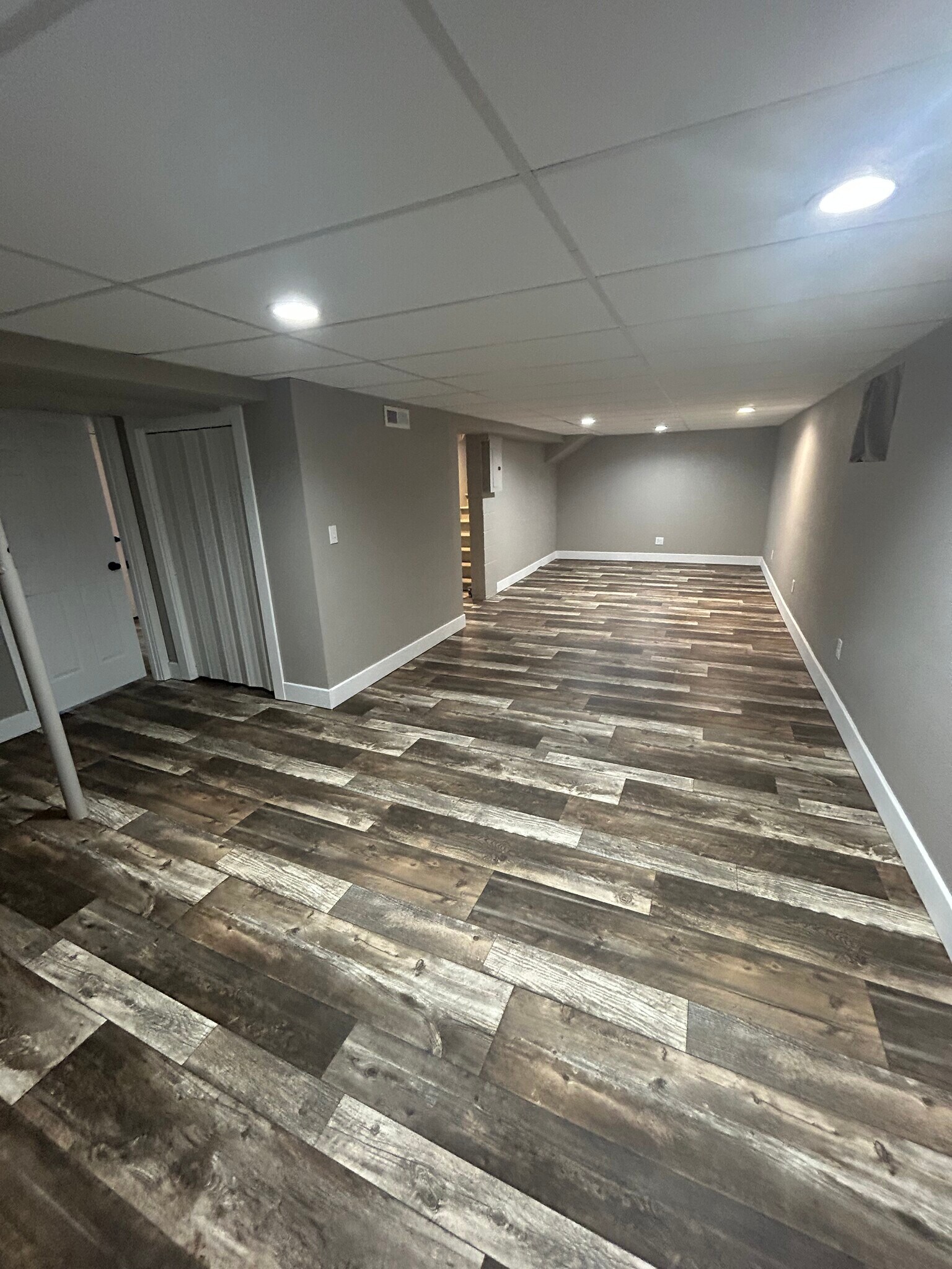 basement living area - 410 S 4th St