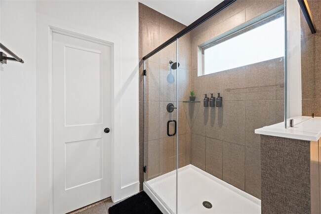 Building Photo - 10636 Wild Chives