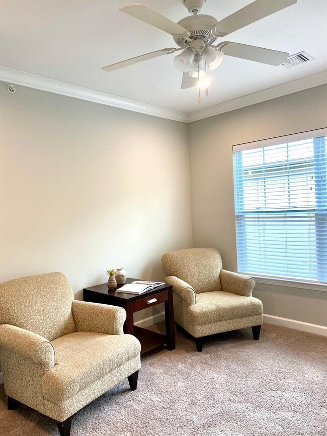 Building Photo - 495 Middle Country Rd