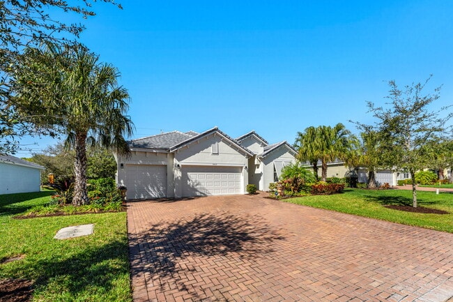 Building Photo - 6435 Montserrat Dr