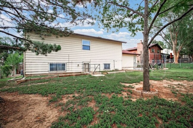 Building Photo - 7305 Centennial St