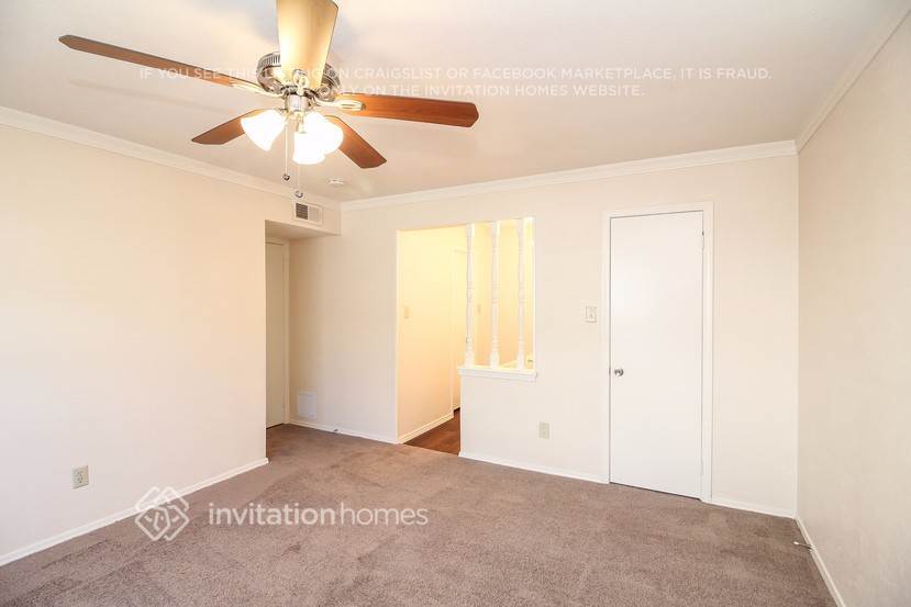 Building Photo - 421 Kingsbridge Dr