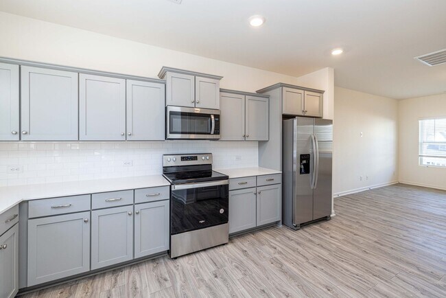 Building Photo - 3 Bedroom Townhome Minutes from Downtown Oakboro - Available August 2026