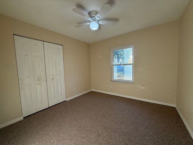 Building Photo - Beautifully updated 4-bedroom, 2-bathroom pool home