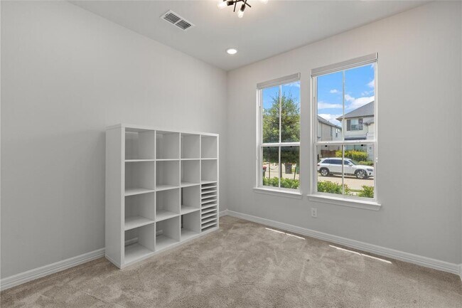 Building Photo - 24254 Oakland Mist Ln