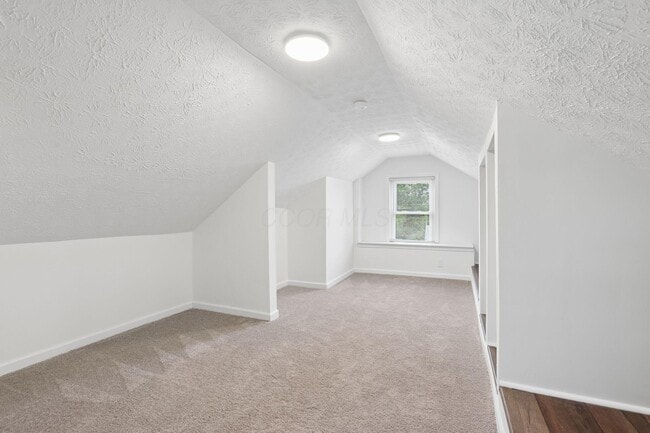 Building Photo - 1470 E Weber Rd