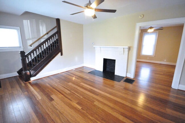 Building Photo - 1504 Hamlet St