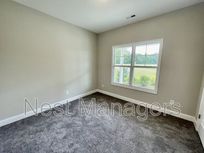 Building Photo - 5177 Maxwell Rd