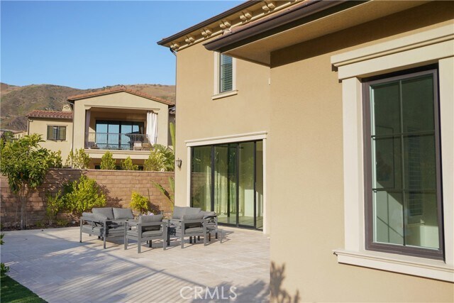 Building Photo - 111 Great Oak