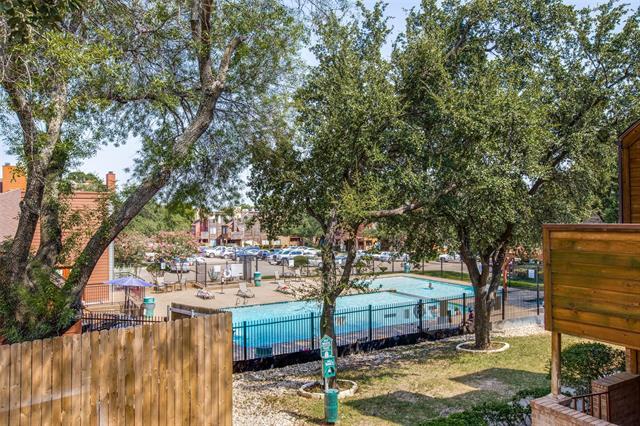 Building Photo - 2305 Basil Dr