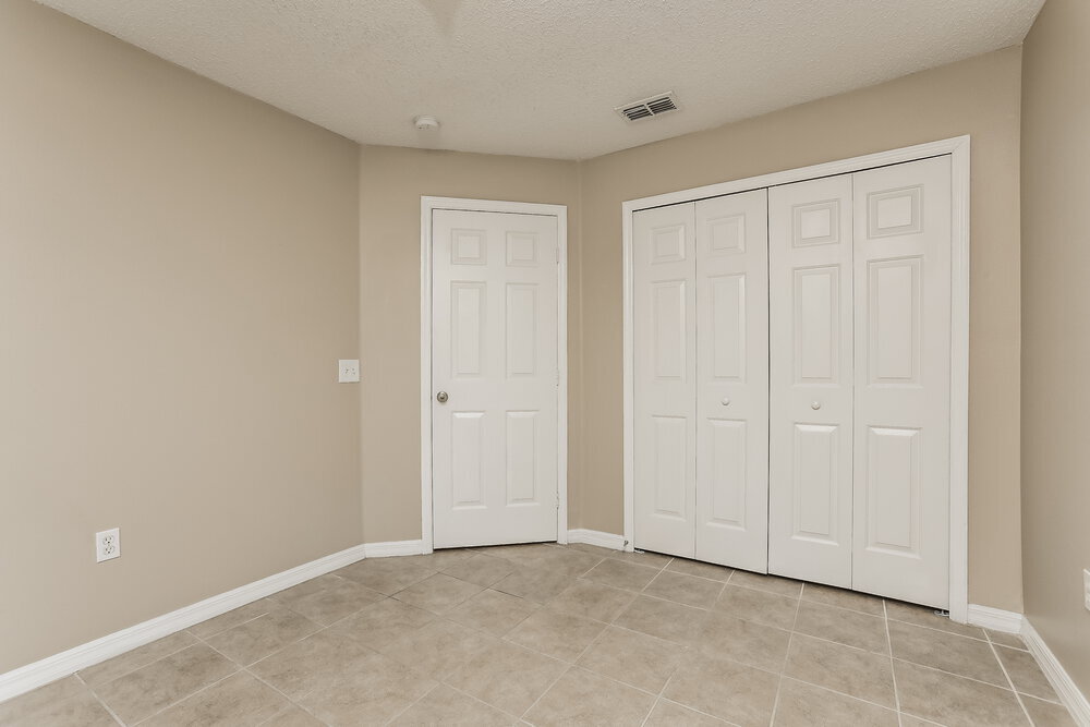 Building Photo - 326 Daniels Pointe Dr