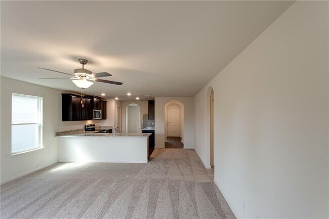 Building Photo - 196 Allington Cir