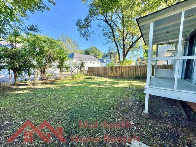 Building Photo - 666 Landis St