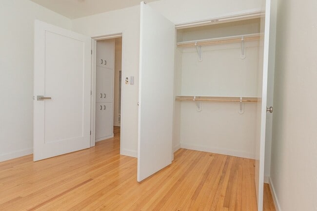 Building Photo - Beautifully Remodeled 2 Bed/1Bath Home with Ocean and Bay Glimpses in Ocean Beach!